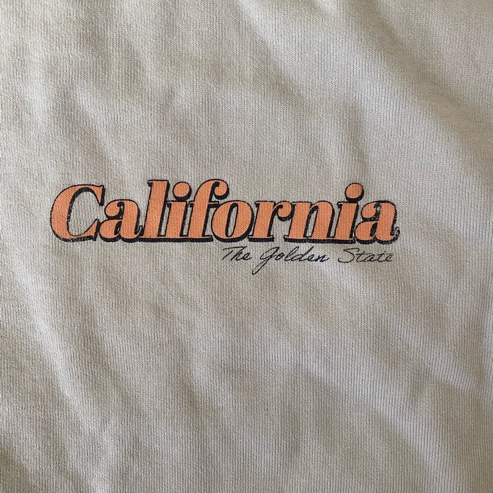 ASOS DESIGN sweatshirt in beige with photographic California Print size xs - Picture 4 of 6